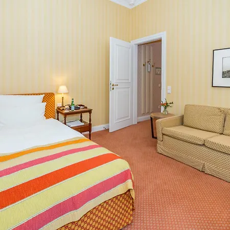 Hotel Stadt Hamburg-2